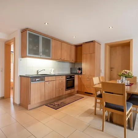 Haus Emilia Am Faschinajoch شقة